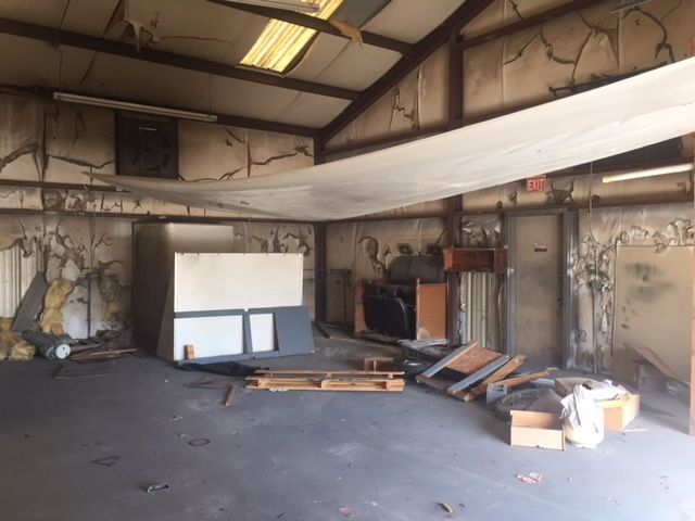 Former Auto Glass Repair Shop For Sale!: 819 S Spring Garden Ave, Deland, FL 32720